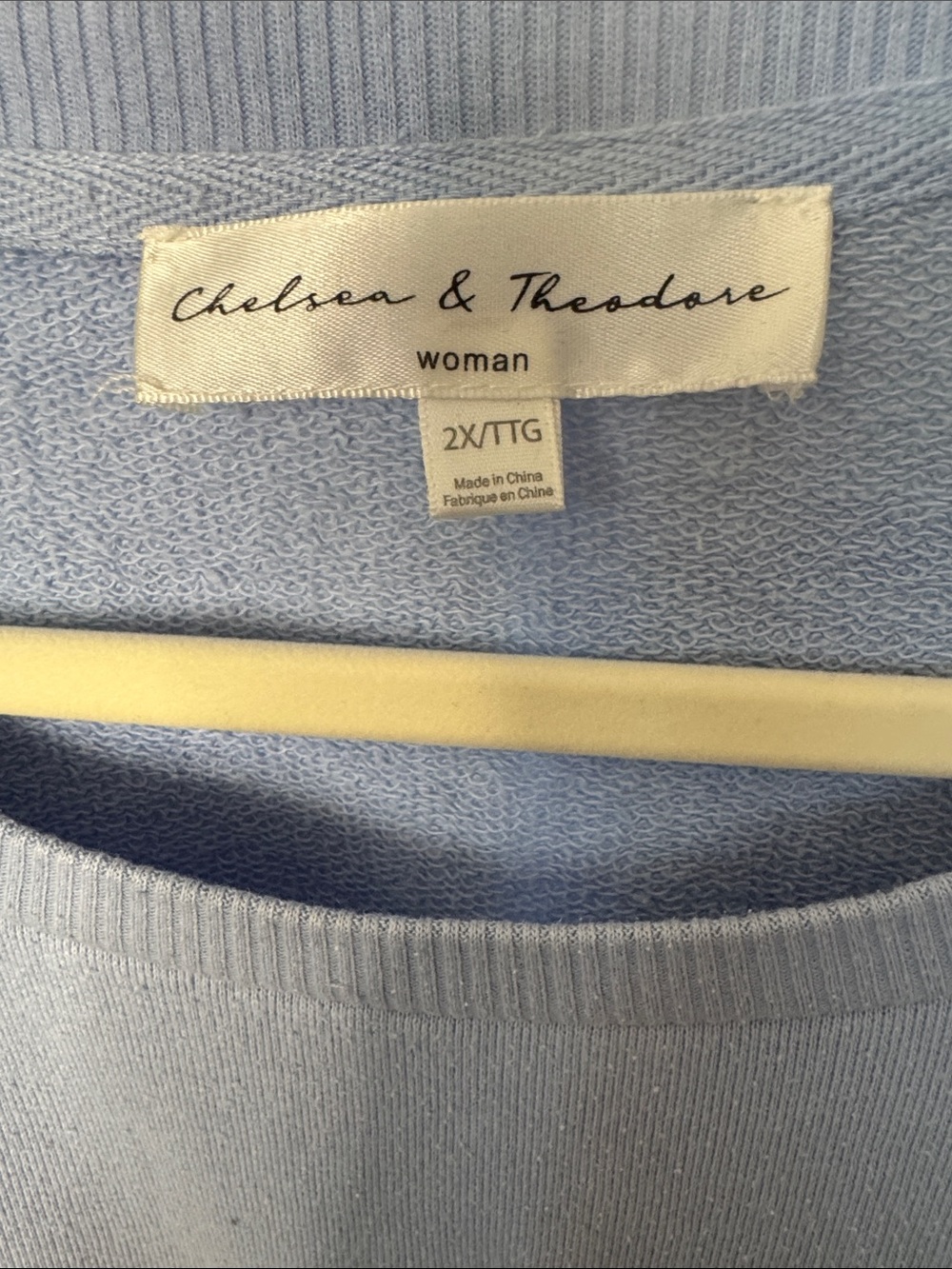 Chelsea & Theodore Light Blue Puff Sleeve Cherry Embroidered Top N0348 - Picture 2 of 4